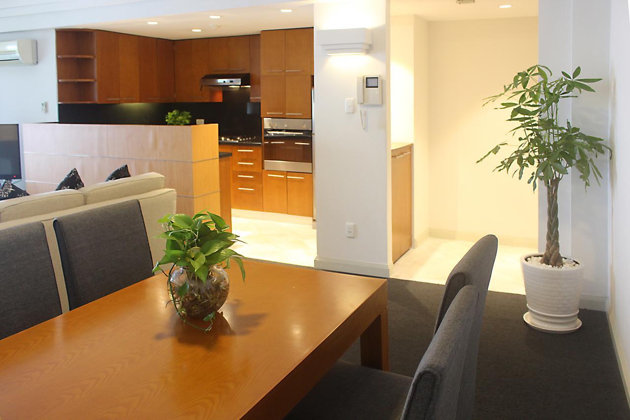 Downtown Retro Serviced Apartment Хошимин Экстерьер фото