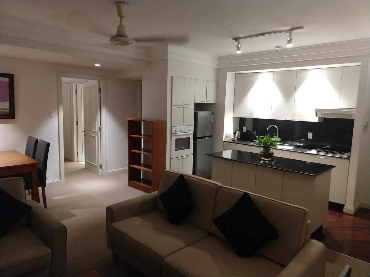 Downtown Retro Serviced Apartment Хошимин Экстерьер фото