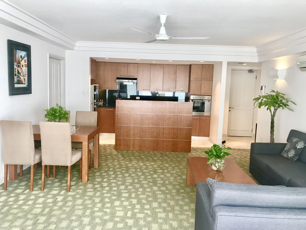 Downtown Retro Serviced Apartment Хошимин Экстерьер фото