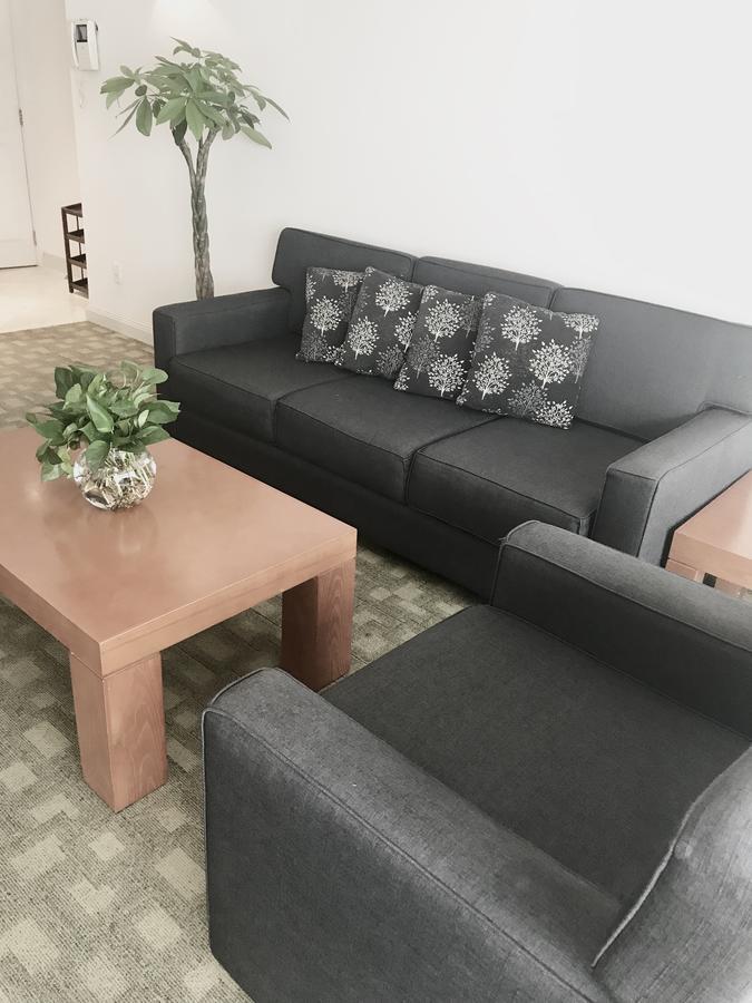 Downtown Retro Serviced Apartment Хошимин Экстерьер фото