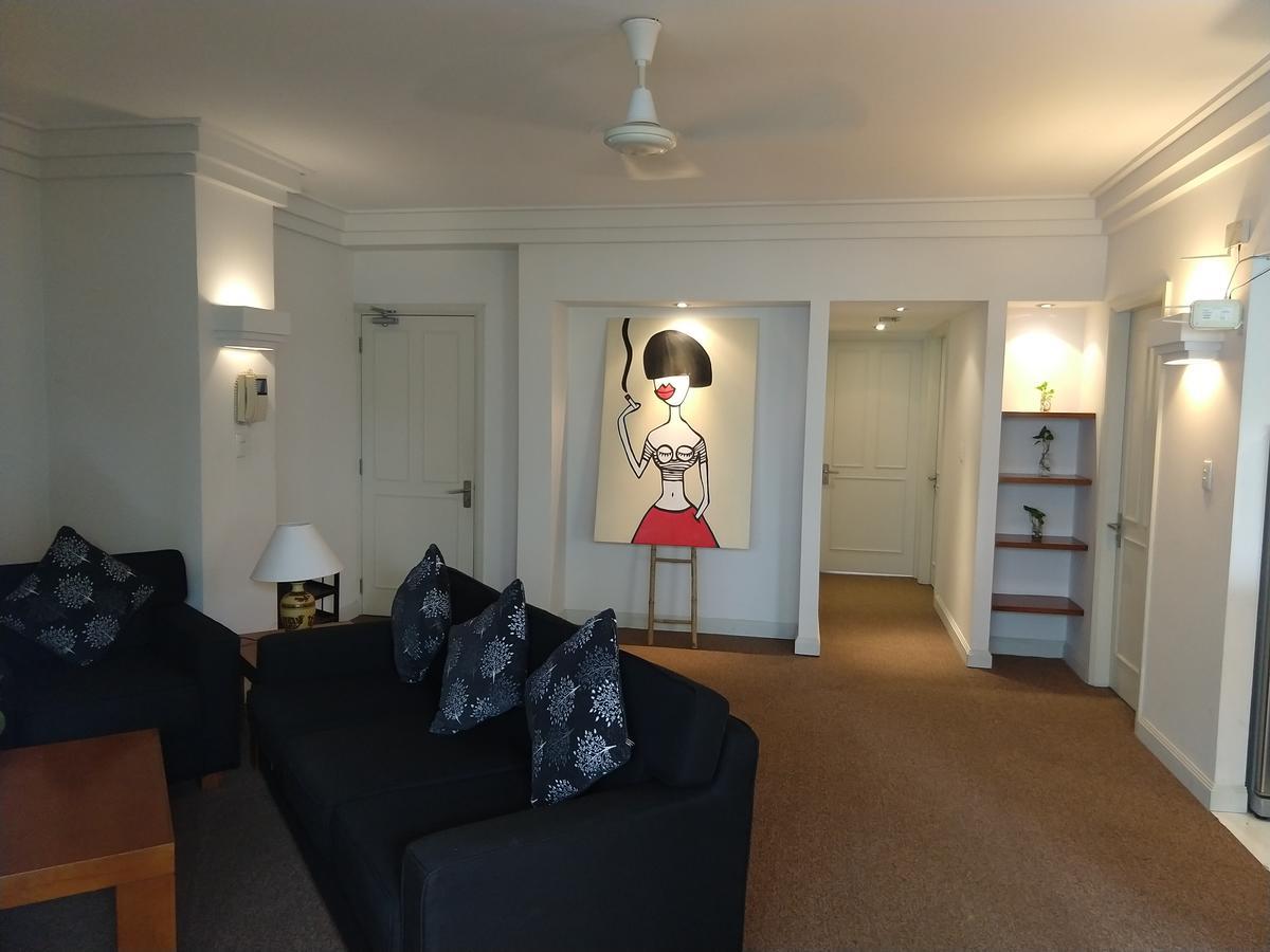 Downtown Retro Serviced Apartment Хошимин Экстерьер фото