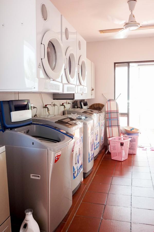 Downtown Retro Serviced Apartment Хошимин Экстерьер фото